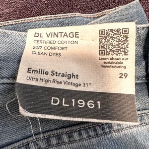 DL VINTAGE 1961 Emille Straight Ultra High Rise Vintage